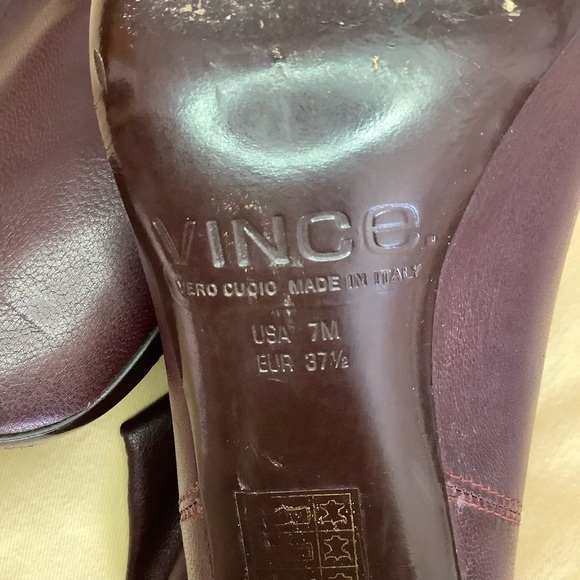 Vince Leather Fold Over Heeled Ankle Boots Sz-7 - Picture 9 of 9